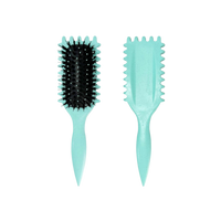 Brosse a boucles